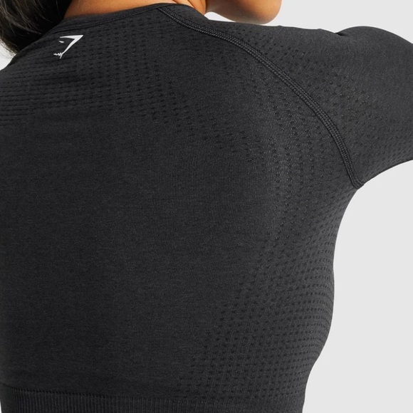 VITAL SEAMLESS 2.0 LONG SLEEVE CROP TOP GYMSHARK - Picture 13 of 13